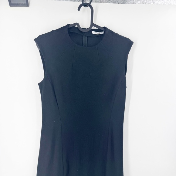 ✅ M.M. LAFLEUR BLACK CREW NECK SHEATH DRESS SIZE 4 - Picture 6 of 7